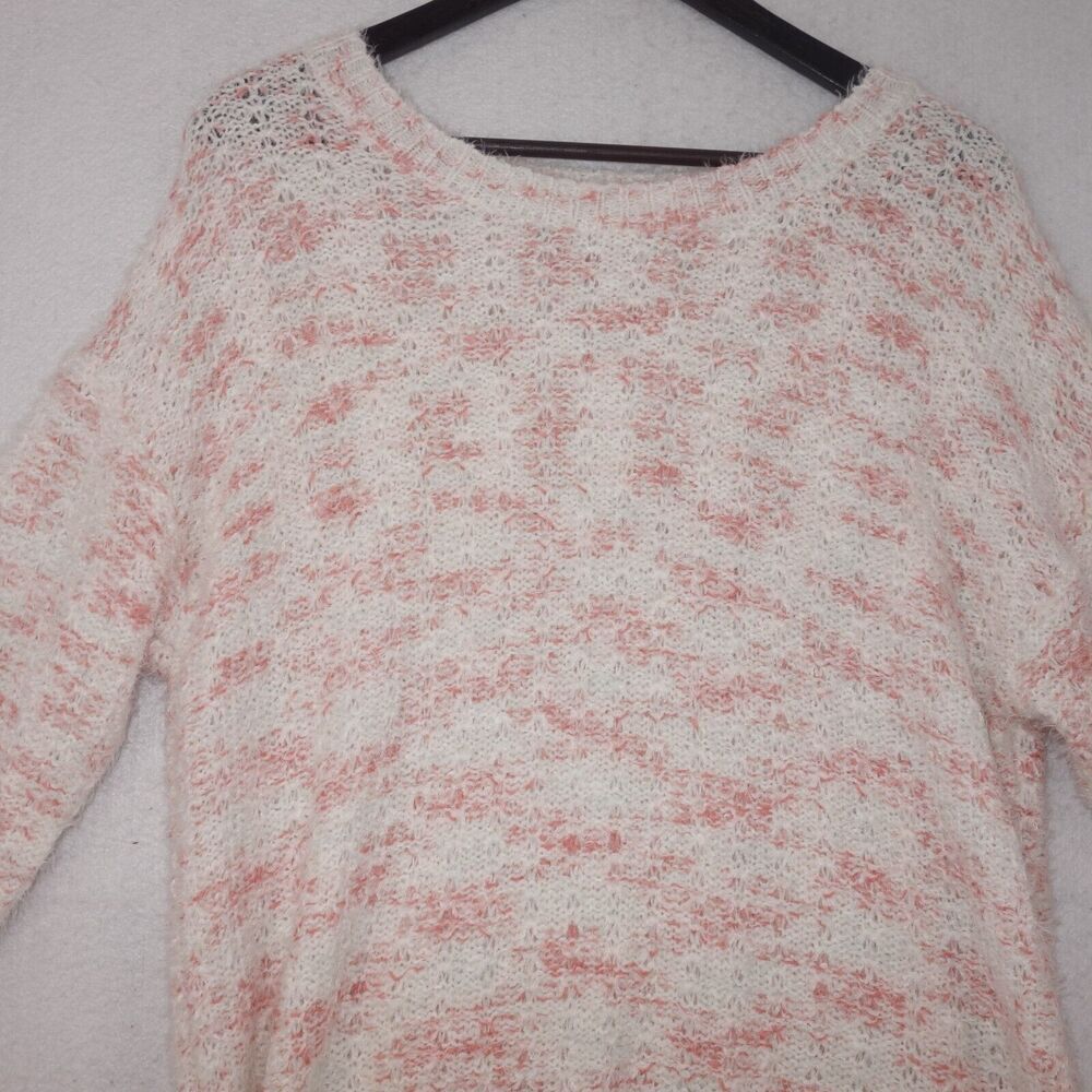 NEW Olivia Sky  Sweater Soft Cream Pink Women's Size Large - Picture 2 of 6